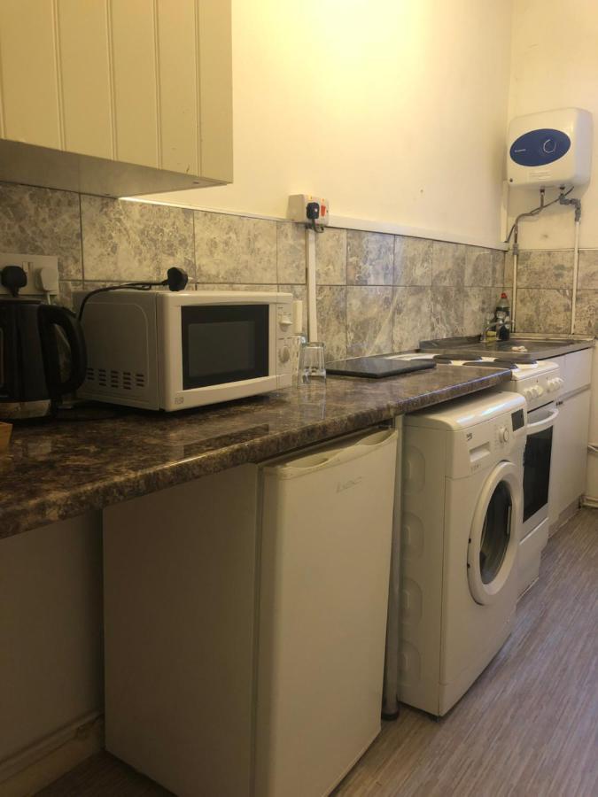 Oyo 94 Bricklane Studio Flats Hotel ลอนดอน ภายนอก รูปภาพ