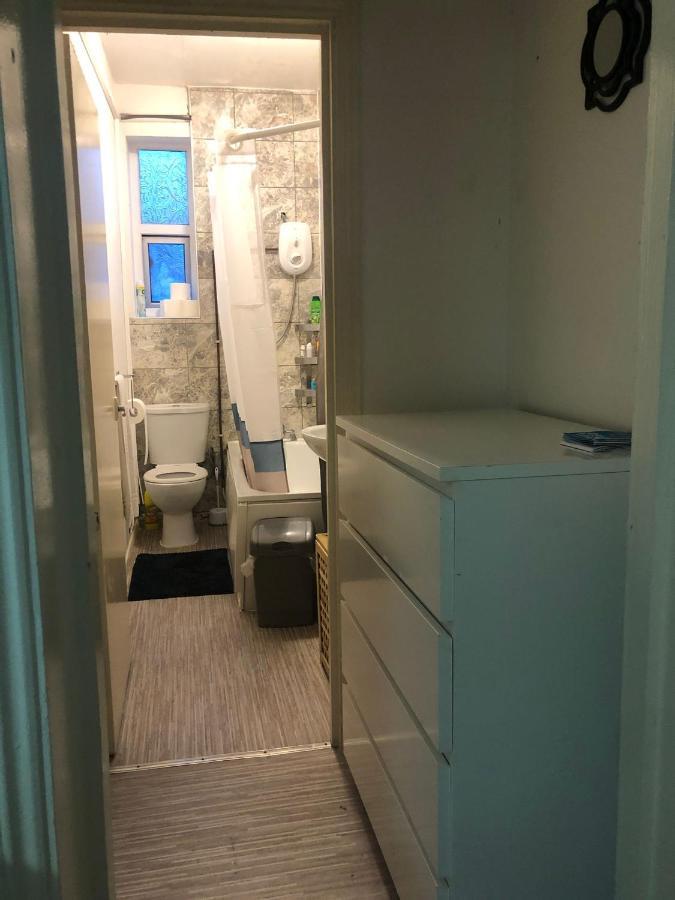 Oyo 94 Bricklane Studio Flats Hotel ลอนดอน ภายนอก รูปภาพ